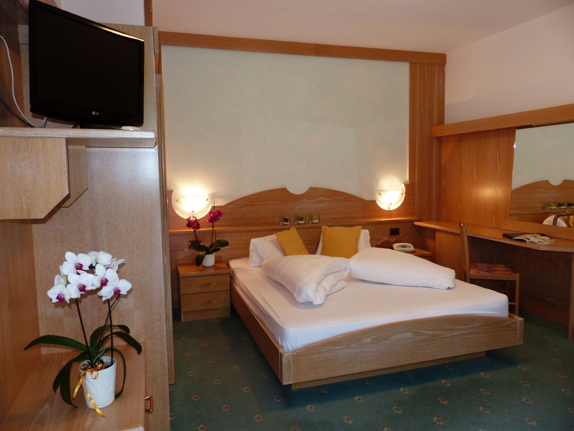 Prinz Rudolf Smart Hotel Merano Exterior photo